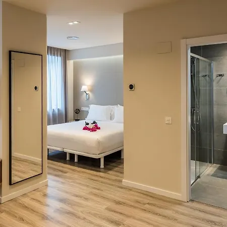 Center By Abba Aparthotel