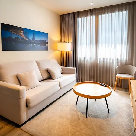 Center By Abba Apartmanhotel