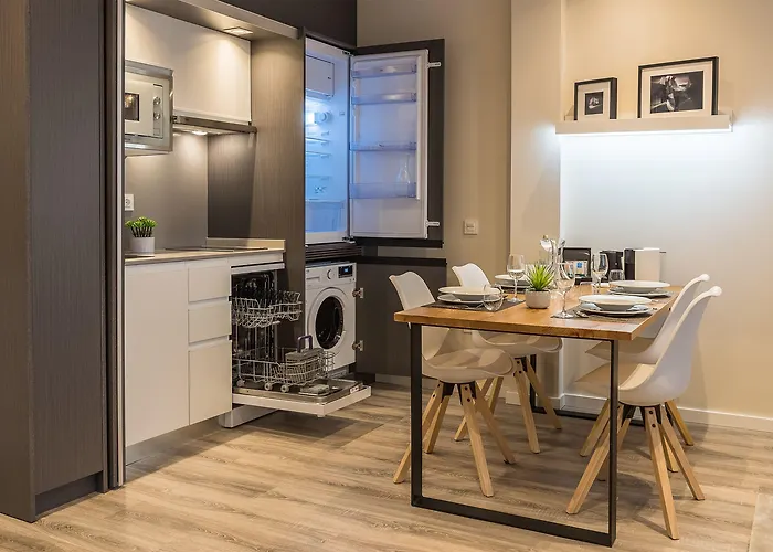 Apartahotel Center By Abba 4*